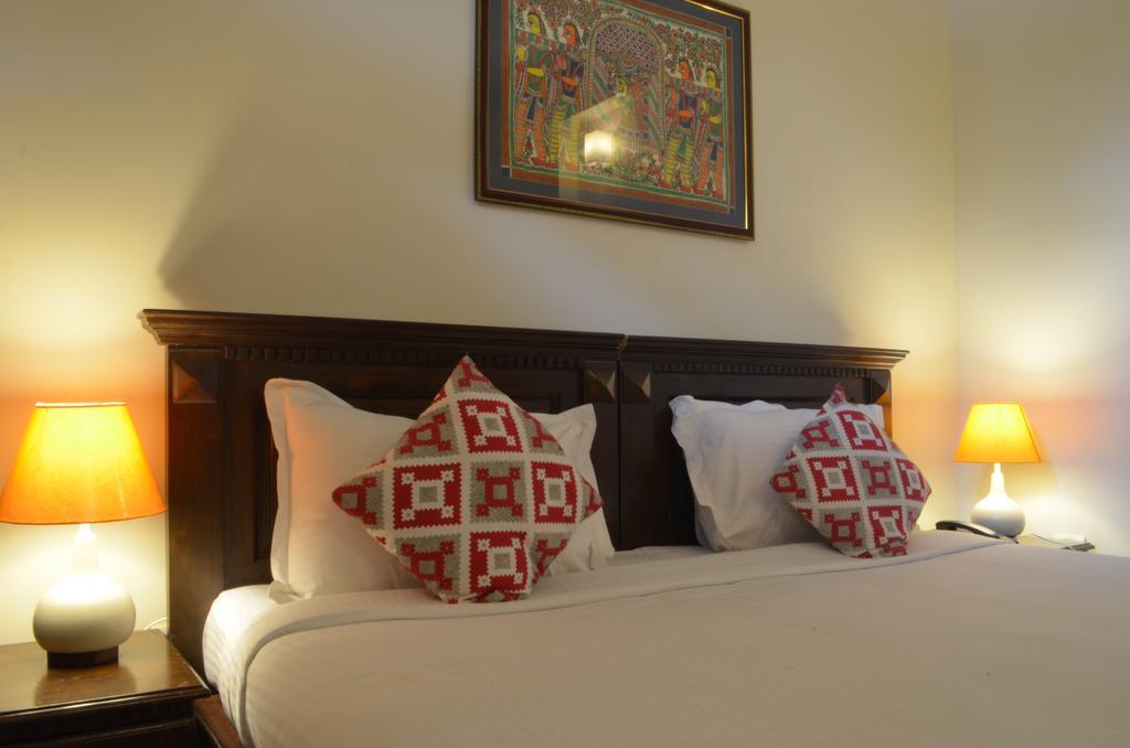 Luxtay Suites Bangalore Bilik gambar